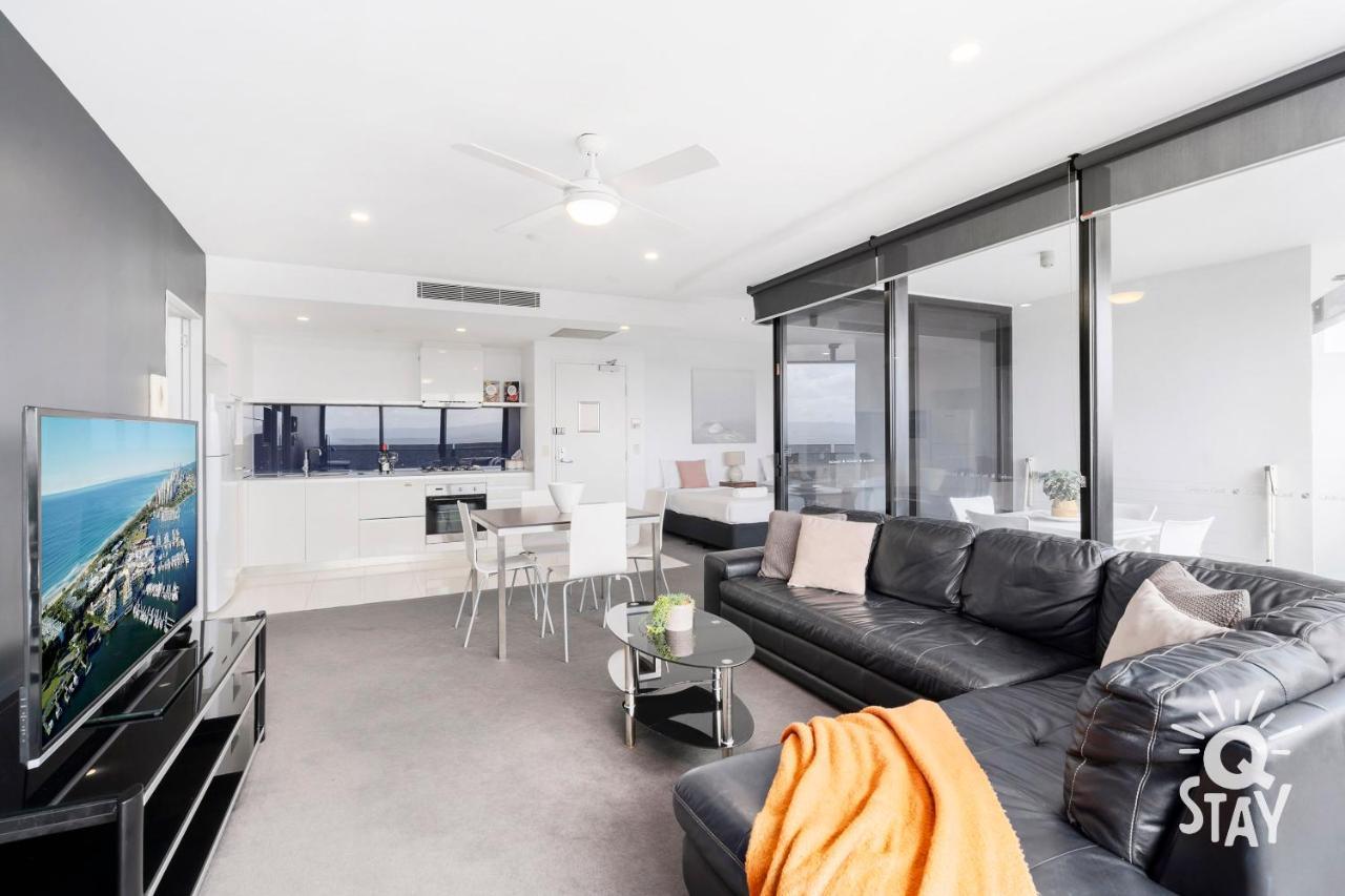Kids Free In Hinterland View 1 Bedroom Spa At Circle On Cavill - Q Apartment Gold Coast