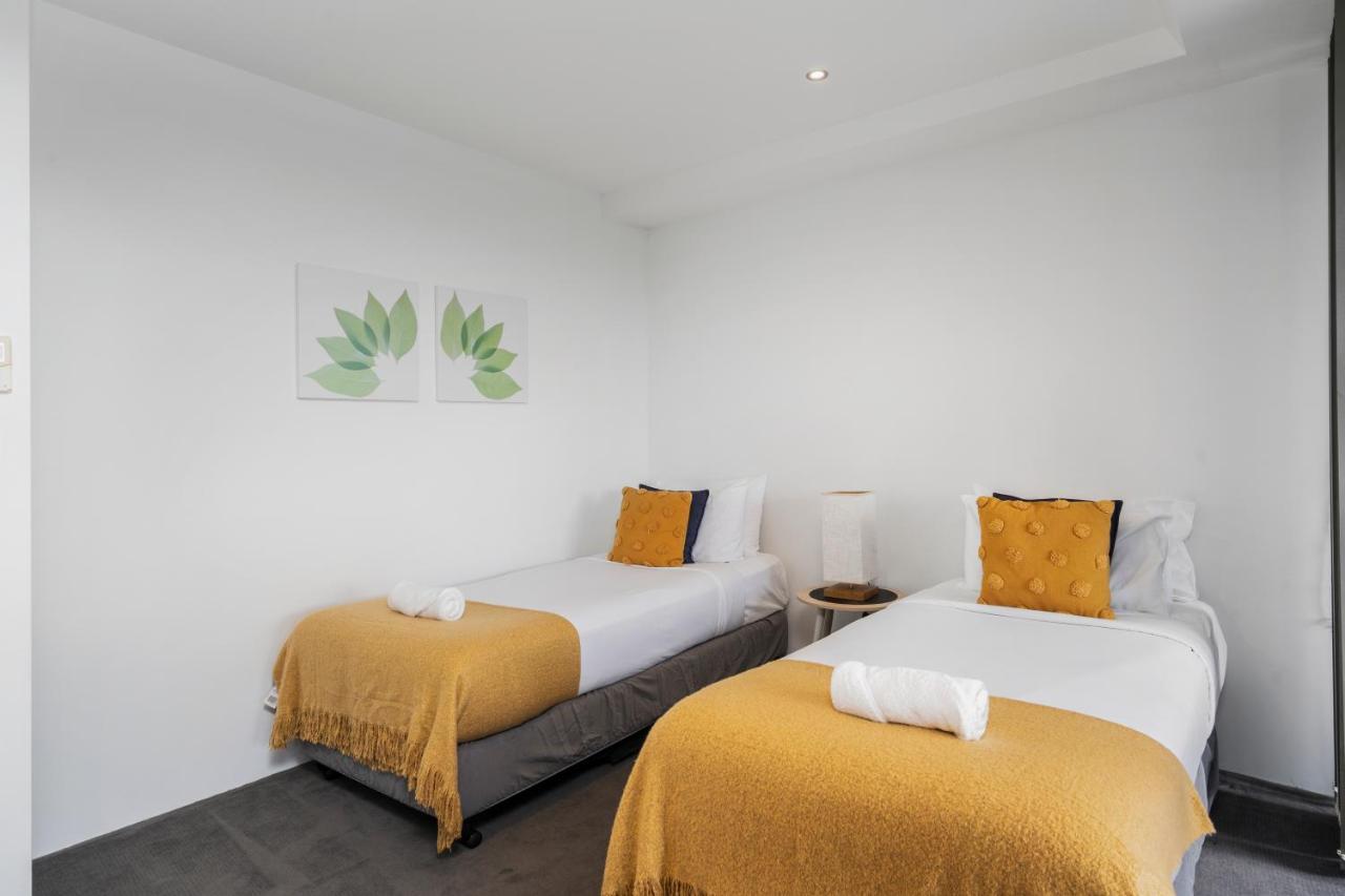 Kids Free In Hinterland View 1 Bedroom Spa At Circle On Cavill - Q Apartment Gold Coast
