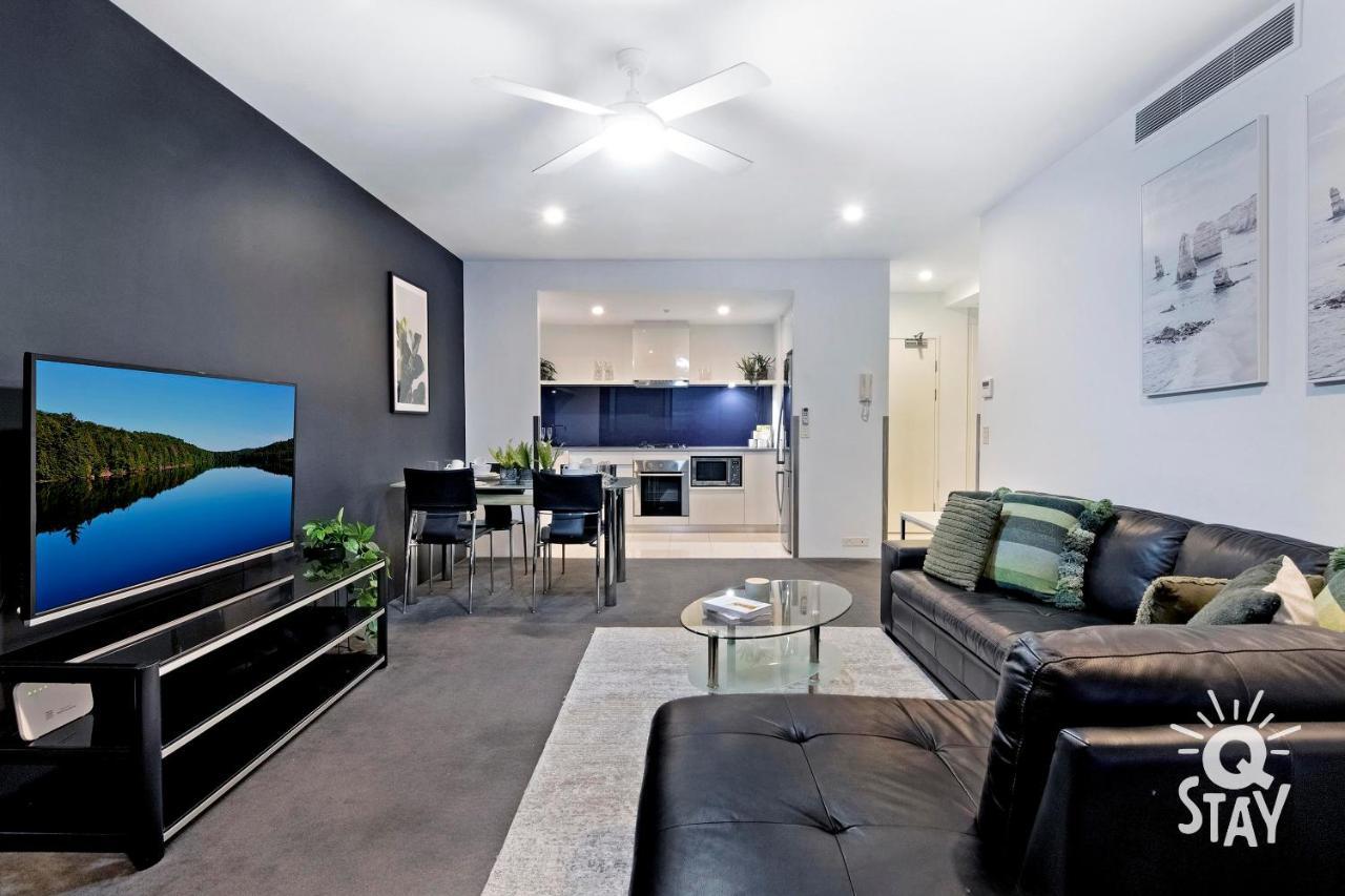 Apartment Kids Free In Hinterland View 1 Bedroom Spa At Circle On Cavill - Q Gold Coast