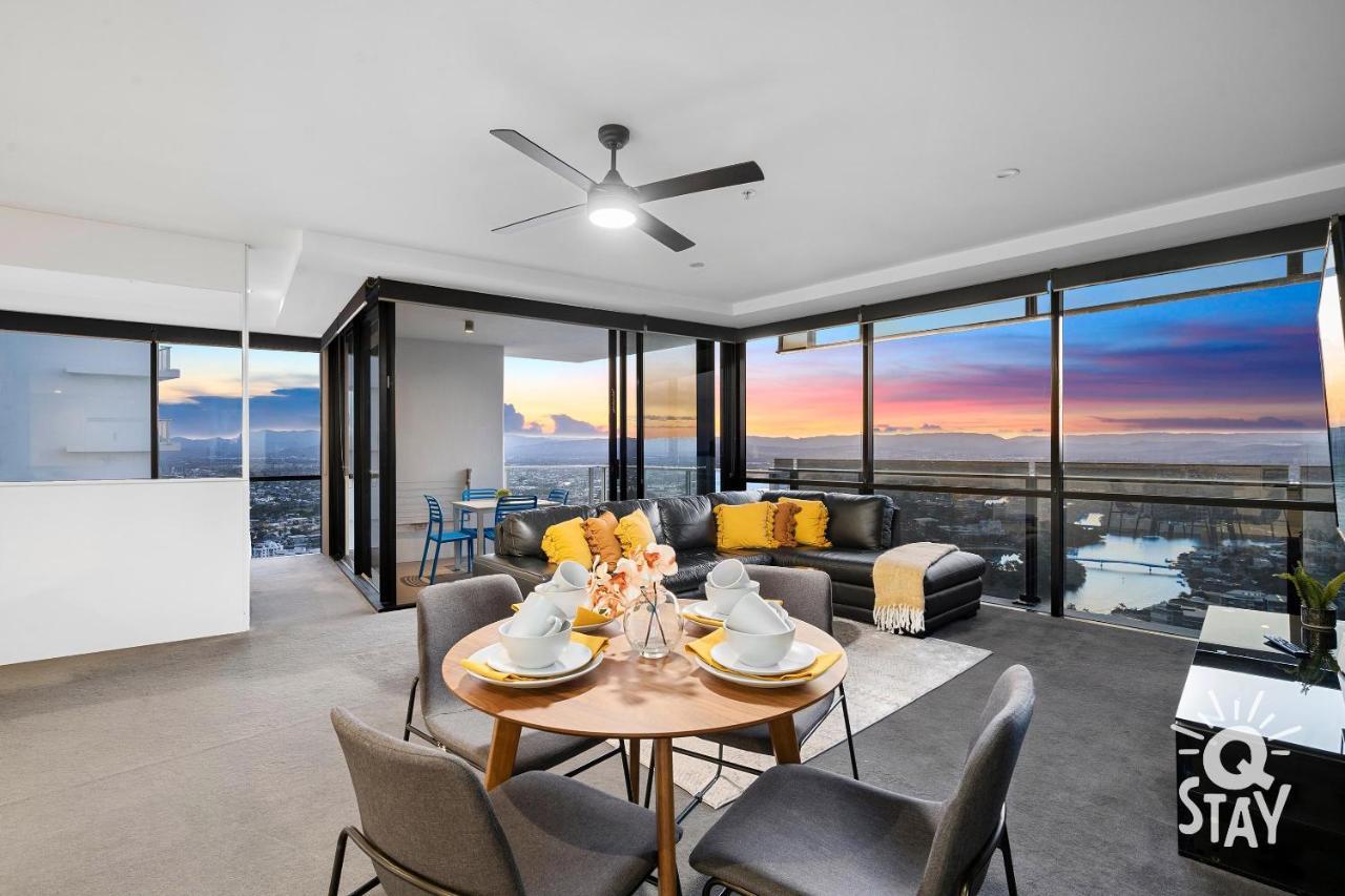 Kids Free In Hinterland View 1 Bedroom Spa At Circle On Cavill - Q *